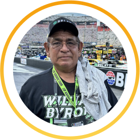 The Haul of Fame program recognizes the most important essential workers in the U.S. Our driver Sergio was one of the winners and his experience at NASCAR and meeting Jeff Gordon is a memory that he will never forget. 