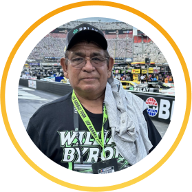 The Haul of Fame program recognizes the most important essential workers in the U.S. Our driver Sergio was one of the winners and his experience at NASCAR and meeting Jeff Gordon is a memory that he will never forget. 